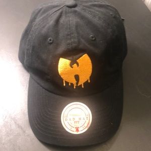 WU TANG HAT NWT